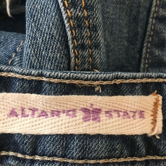 ALTAR'D STATE Boho Floral Embroidered Ribbon Fringe Hem Denim Jean Shorts 28 - Picture 5 of 7